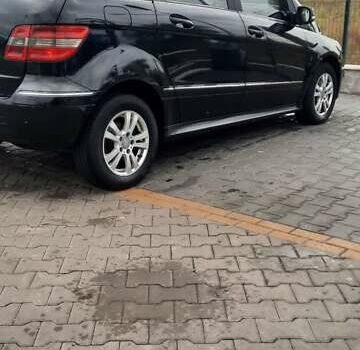 Чорний Мерседес Б-клас, об'ємом двигуна 1.5 л та пробігом 230 тис. км за 7500 $, фото 5 на Automoto.ua