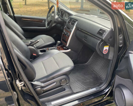 Черный Мерседес Б-класс, объемом двигателя 1.7 л и пробегом 204 тыс. км за 8300 $, фото 14 на Automoto.ua