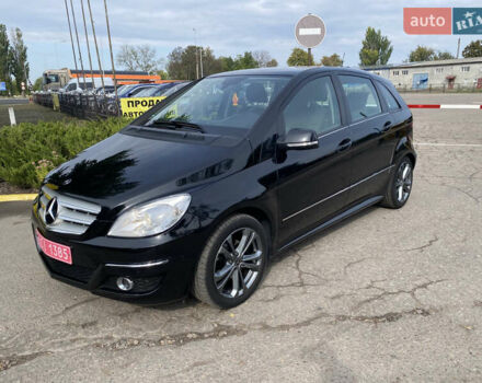 Черный Мерседес Б-класс, объемом двигателя 1.7 л и пробегом 204 тыс. км за 8300 $, фото 36 на Automoto.ua