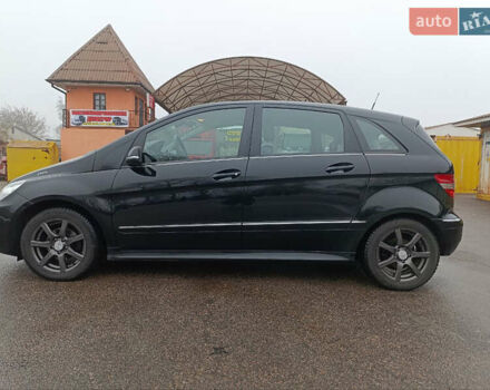 Черный Мерседес Б-класс, объемом двигателя 1.7 л и пробегом 204 тыс. км за 8300 $, фото 43 на Automoto.ua