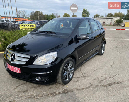 Черный Мерседес Б-класс, объемом двигателя 1.7 л и пробегом 204 тыс. км за 8300 $, фото 31 на Automoto.ua