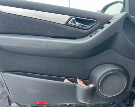 Чорний Мерседес Б-клас, об'ємом двигуна 2.1 л та пробігом 265 тис. км за 6990 $, фото 14 на Automoto.ua