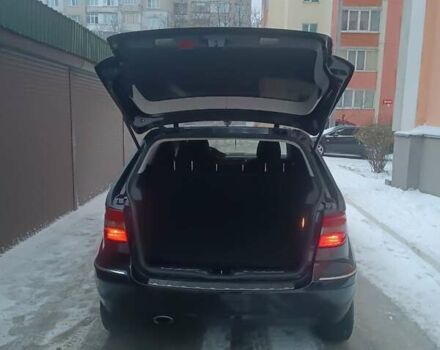 Чорний Мерседес Б-клас, об'ємом двигуна 2 л та пробігом 281 тис. км за 6300 $, фото 9 на Automoto.ua