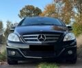 Чорний Мерседес Б-клас, об'ємом двигуна 1.99 л та пробігом 120 тис. км за 7900 $, фото 1 на Automoto.ua