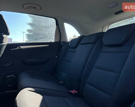 Чорний Мерседес Б-клас, об'ємом двигуна 1.7 л та пробігом 215 тис. км за 7650 $, фото 14 на Automoto.ua