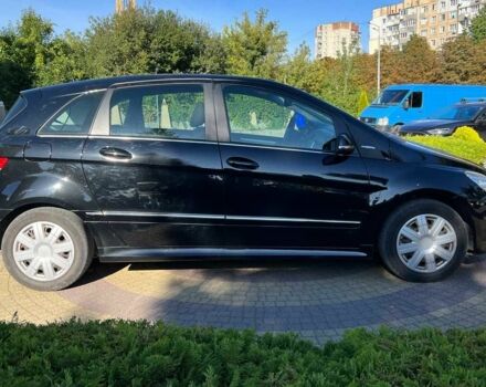 Мерседес Б-класс 2009 в Львове на Automoto.ua Черный Мерседес Б-класс, объемом двигателя 1.7 л и пробегом 213 тыс. км за 7650 $, фото 7 на Automoto.ua