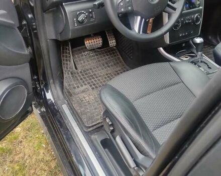 Черный Мерседес Б-класс, объемом двигателя 1.99 л и пробегом 220 тыс. км за 9000 $, фото 8 на Automoto.ua