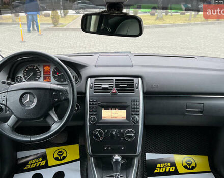 Черный Мерседес Б-класс, объемом двигателя 1.7 л и пробегом 142 тыс. км за 8999 $, фото 11 на Automoto.ua