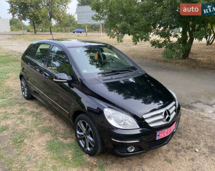 Черный Мерседес Б-класс, объемом двигателя 1.7 л и пробегом 204 тыс. км за 8300 $, фото 28 на Automoto.ua