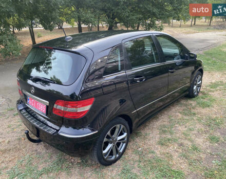 Черный Мерседес Б-класс, объемом двигателя 1.7 л и пробегом 204 тыс. км за 8300 $, фото 29 на Automoto.ua
