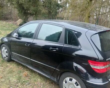 Черный Мерседес Б-класс, объемом двигателя 1.99 л и пробегом 220 тыс. км за 9000 $, фото 15 на Automoto.ua