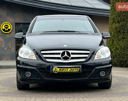 Черный Мерседес Б-класс, объемом двигателя 1.7 л и пробегом 142 тыс. км за 8999 $, фото 1 на Automoto.ua