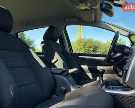 Чорний Мерседес Б-клас, об'ємом двигуна 1.7 л та пробігом 215 тис. км за 7650 $, фото 18 на Automoto.ua