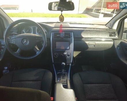 Черный Мерседес Б-класс, объемом двигателя 1.7 л и пробегом 103 тыс. км за 7500 $, фото 15 на Automoto.ua