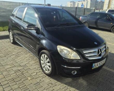 Черный Мерседес Б-класс, объемом двигателя 1.7 л и пробегом 103 тыс. км за 7500 $, фото 4 на Automoto.ua