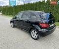 Чорний Мерседес Б-клас, об'ємом двигуна 2 л та пробігом 250 тис. км за 8200 $, фото 6 на Automoto.ua