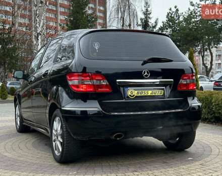 Черный Мерседес Б-класс, объемом двигателя 1.7 л и пробегом 142 тыс. км за 8999 $, фото 4 на Automoto.ua