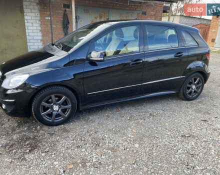 Черный Мерседес Б-класс, объемом двигателя 1.7 л и пробегом 204 тыс. км за 8300 $, фото 40 на Automoto.ua