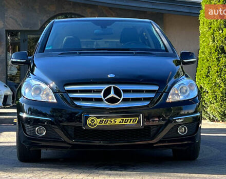 Чорний Мерседес Б-клас, об'ємом двигуна 1.7 л та пробігом 215 тис. км за 7650 $, фото 1 на Automoto.ua