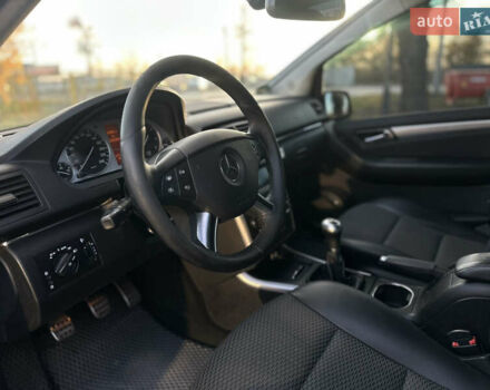 Черный Мерседес Б-класс, объемом двигателя 1.5 л и пробегом 222 тыс. км за 8200 $, фото 25 на Automoto.ua