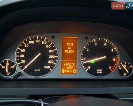 Чорний Мерседес Б-клас, об'ємом двигуна 1.7 л та пробігом 70 тис. км за 7300 $, фото 3 на Automoto.ua