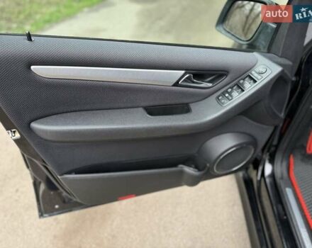 Чорний Мерседес Б-клас, об'ємом двигуна 1.7 л та пробігом 76 тис. км за 7599 $, фото 16 на Automoto.ua