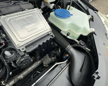 Чорний Мерседес Б-клас, об'ємом двигуна 1.7 л та пробігом 41 тис. км за 8800 $, фото 23 на Automoto.ua