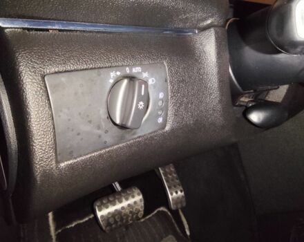 Черный Мерседес Б-класс, объемом двигателя 1.7 л и пробегом 150 тыс. км за 8000 $, фото 18 на Automoto.ua