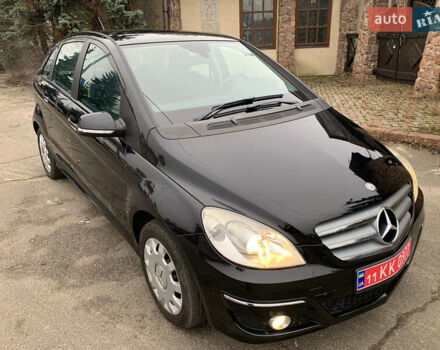 Черный Мерседес Б-класс, объемом двигателя 1.7 л и пробегом 76 тыс. км за 8600 $, фото 4 на Automoto.ua
