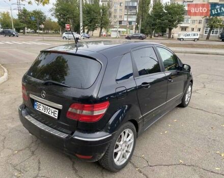 Чорний Мерседес Б-клас, об'ємом двигуна 1.7 л та пробігом 101 тис. км за 8200 $, фото 8 на Automoto.ua
