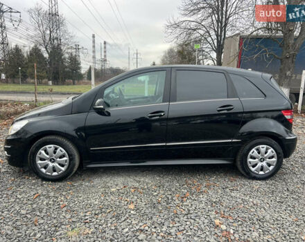 Черный Мерседес Б-класс, объемом двигателя 1.7 л и пробегом 215 тыс. км за 8200 $, фото 9 на Automoto.ua