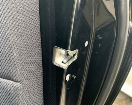 Черный Мерседес Б-класс, объемом двигателя 1.7 л и пробегом 76 тыс. км за 8600 $, фото 43 на Automoto.ua