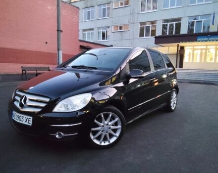 Черный Мерседес Б-класс, объемом двигателя 1.7 л и пробегом 150 тыс. км за 8000 $, фото 1 на Automoto.ua