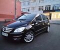 Черный Мерседес Б-класс, объемом двигателя 1.7 л и пробегом 150 тыс. км за 8000 $, фото 1 на Automoto.ua