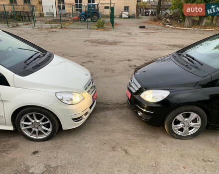 Чорний Мерседес Б-клас, об'ємом двигуна 1.7 л та пробігом 127 тис. км за 8300 $, фото 17 на Automoto.ua