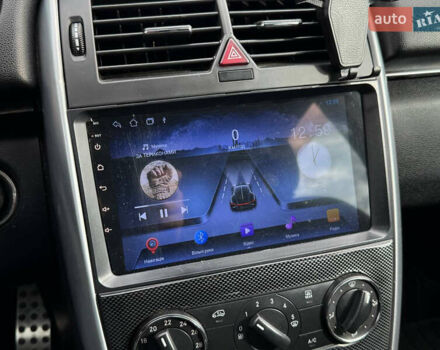 Мерседес Б-класс 2010 в Киеве на Automoto.ua Черный Мерседес Б-класс, объемом двигателя 1.7 л и пробегом 85 тыс. км за 9190 $, фото 20 на Automoto.ua