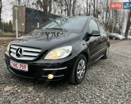 Чорний Мерседес Б-клас, об'ємом двигуна 1.7 л та пробігом 210 тис. км за 8200 $, фото 28 на Automoto.ua