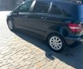Чорний Мерседес Б-клас, об'ємом двигуна 1.7 л та пробігом 120 тис. км за 8319 $, фото 4 на Automoto.ua