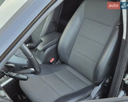 Черный Мерседес Б-класс, объемом двигателя 1.8 л и пробегом 70 тыс. км за 7999 $, фото 26 на Automoto.ua