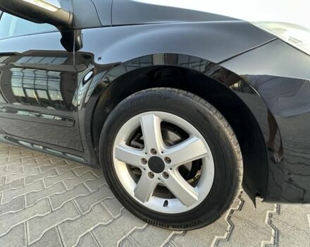 Чорний Мерседес Б-клас, об'ємом двигуна 1.7 л та пробігом 3 тис. км за 8000 $, фото 6 на Automoto.ua