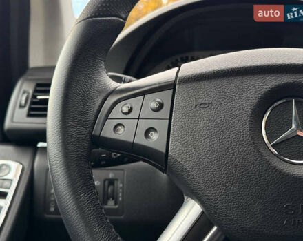 Мерседес Б-класс 2010 в Киеве на Automoto.ua Черный Мерседес Б-класс, объемом двигателя 1.7 л и пробегом 85 тыс. км за 9190 $, фото 18 на Automoto.ua