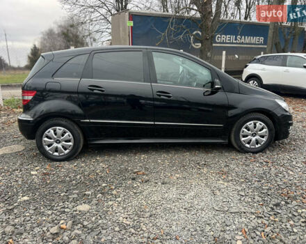 Чорний Мерседес Б-клас, об'ємом двигуна 1.7 л та пробігом 210 тис. км за 8200 $, фото 10 на Automoto.ua