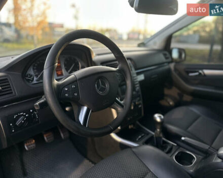 Черный Мерседес Б-класс, объемом двигателя 1.5 л и пробегом 222 тыс. км за 8200 $, фото 24 на Automoto.ua