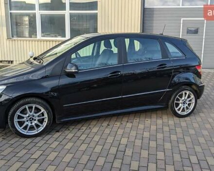 Чорний Мерседес Б-клас, об'ємом двигуна 1.7 л та пробігом 249 тис. км за 8500 $, фото 3 на Automoto.ua