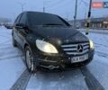 Чорний Мерседес Б-клас, об'ємом двигуна 1.7 л та пробігом 65 тис. км за 10000 $, фото 5 на Automoto.ua