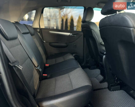 Черный Мерседес Б-класс, объемом двигателя 1.5 л и пробегом 222 тыс. км за 8200 $, фото 43 на Automoto.ua