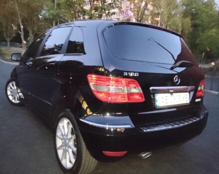 Черный Мерседес Б-класс, объемом двигателя 1.7 л и пробегом 150 тыс. км за 8000 $, фото 8 на Automoto.ua