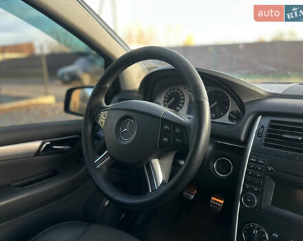 Черный Мерседес Б-класс, объемом двигателя 1.5 л и пробегом 222 тыс. км за 8200 $, фото 50 на Automoto.ua