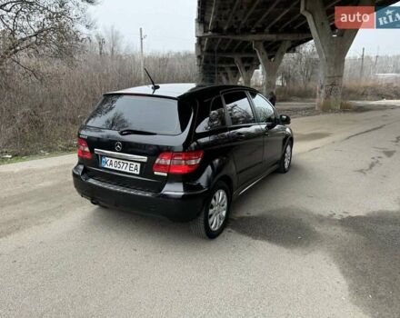 Чорний Мерседес Б-клас, об'ємом двигуна 1.7 л та пробігом 76 тис. км за 7599 $, фото 13 на Automoto.ua