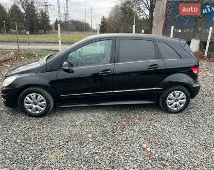 Чорний Мерседес Б-клас, об'ємом двигуна 1.7 л та пробігом 210 тис. км за 8200 $, фото 19 на Automoto.ua